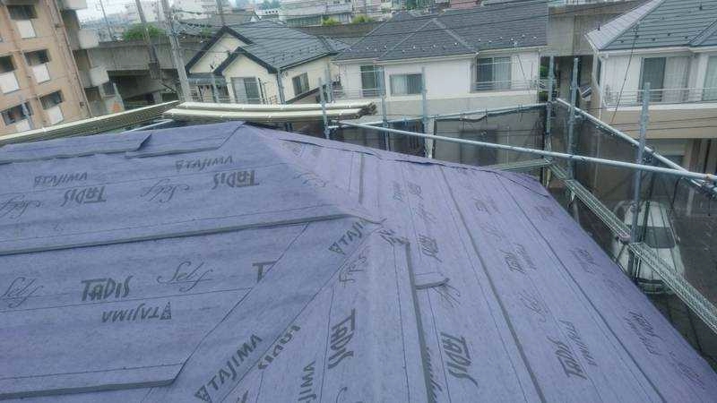 埼玉県桶川市 H様邸 屋根重ね葺き工事(カバー工法)耐久性の高いガルバリウム鋼板を採用しました!