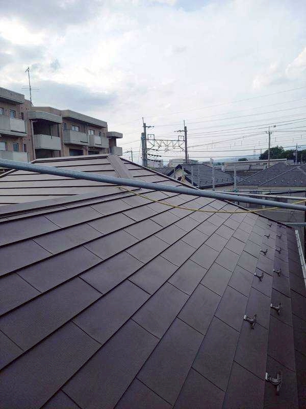 埼玉県桶川市 H様邸 屋根重ね葺き工事(カバー工法)耐久性の高いガルバリウム鋼板を採用しました!