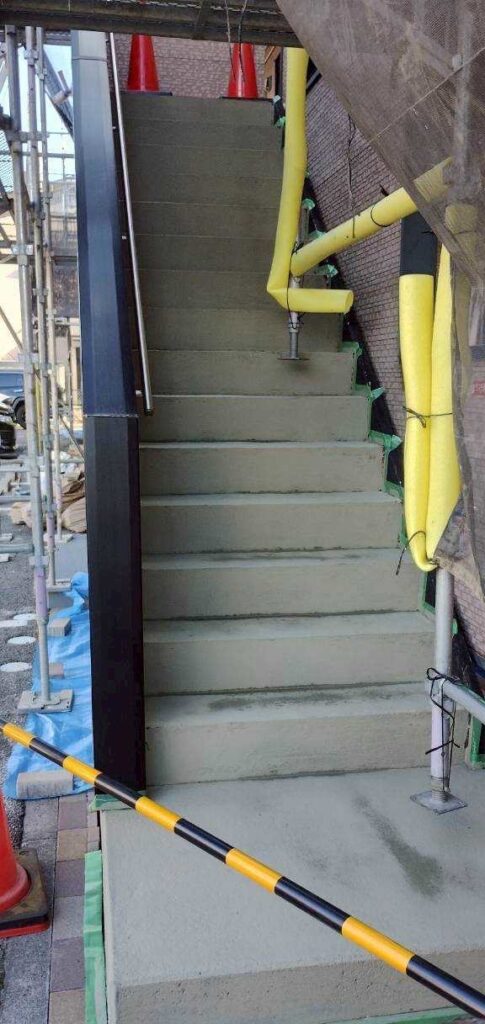 群馬県前橋市 Sアパート階段防水工事 ウレタン防水で施工