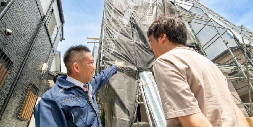 工事を説明する様子