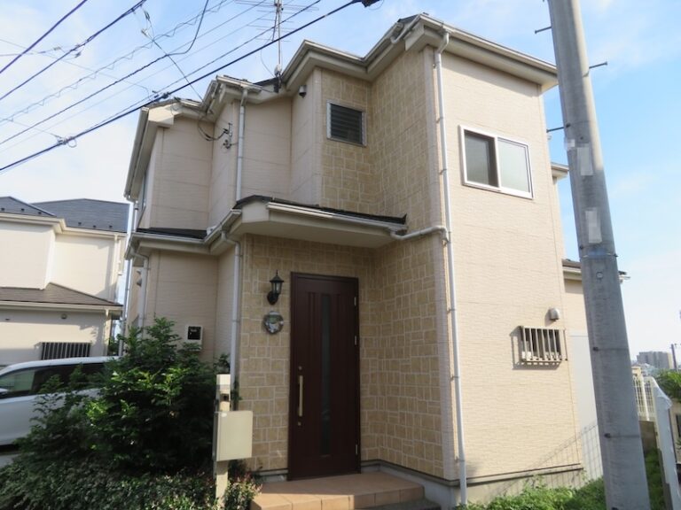 埼玉県上尾市 O様邸 屋根塗装・外壁塗装工事 外壁:シリコンREVOーIR 屋根:スーパーシャネツサーモSi