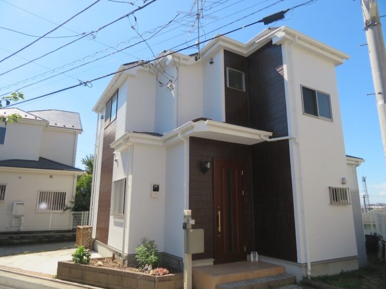 埼玉県上尾市 O様邸 屋根塗装・外壁塗装工事 外壁:シリコンREVOーIR 屋根:スーパーシャネツサーモSi